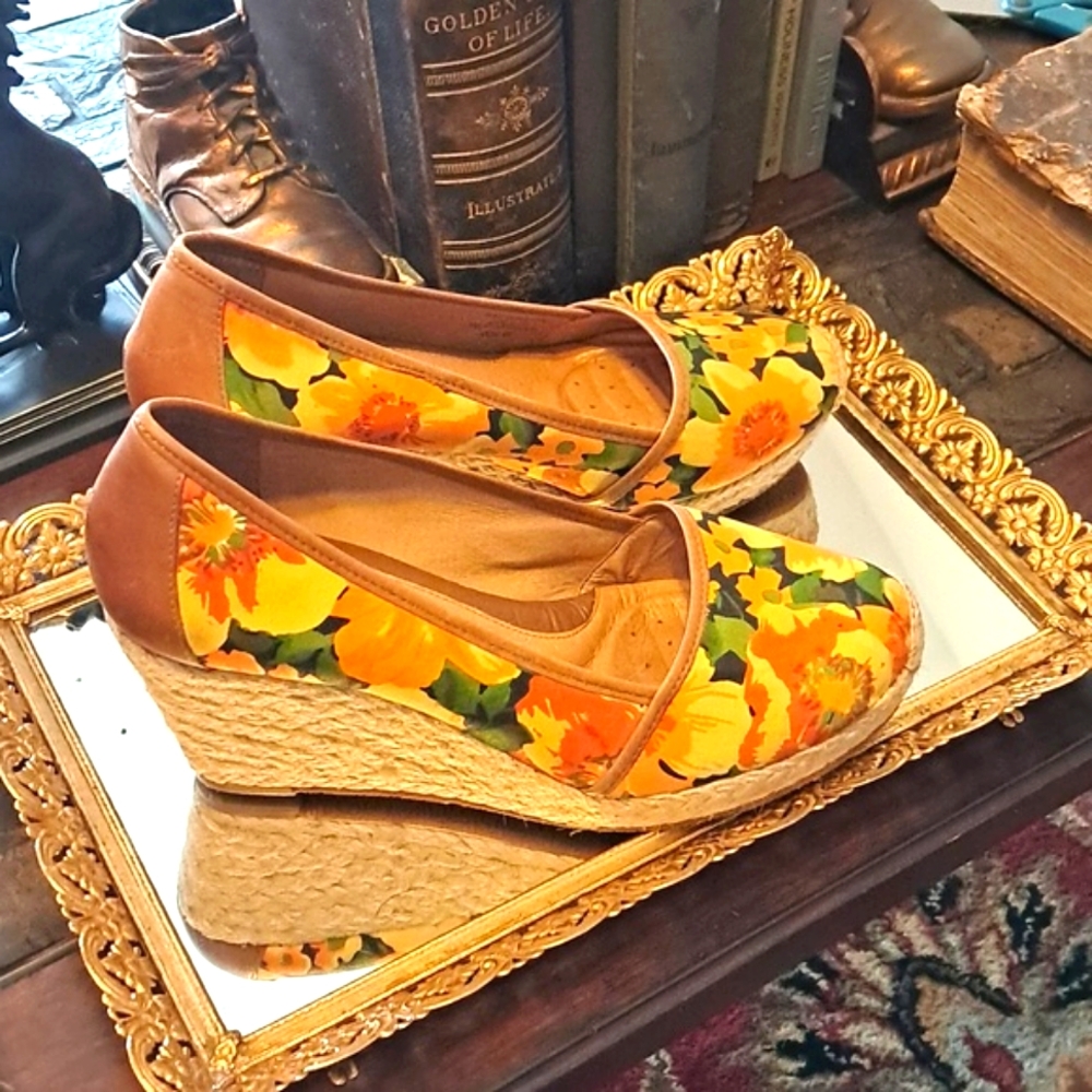 Nurture Wedges size 9